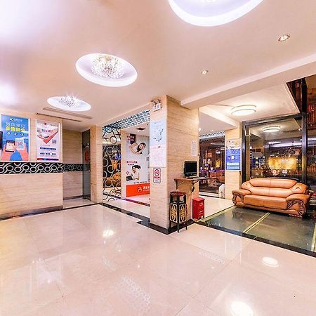 Kaiserdom Zhonghua Plaza Hotel Guangzhou Bagian luar foto