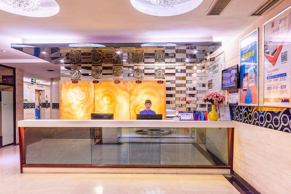 Kaiserdom Zhonghua Plaza Hotel Guangzhou Bagian luar foto