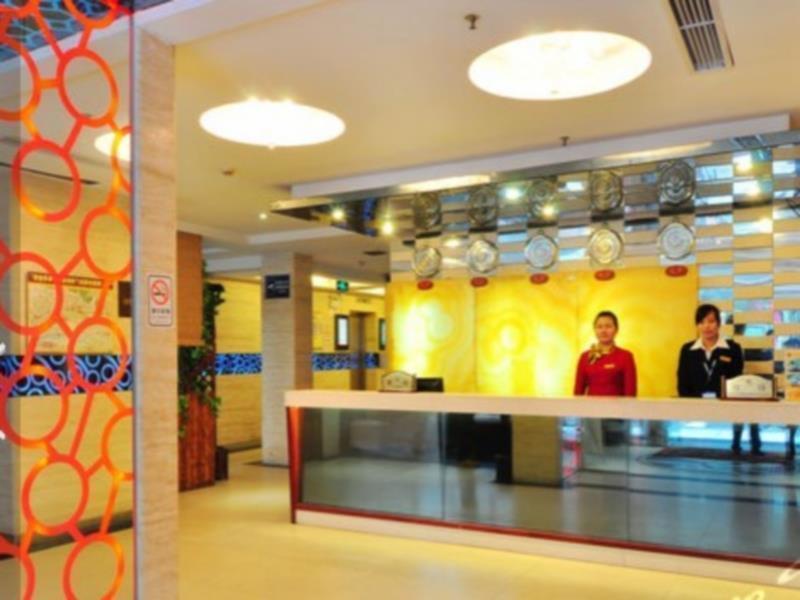 Kaiserdom Zhonghua Plaza Hotel Guangzhou Bagian luar foto