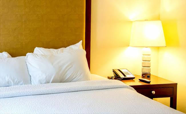 Kaiserdom Zhonghua Plaza Hotel Guangzhou Bagian luar foto